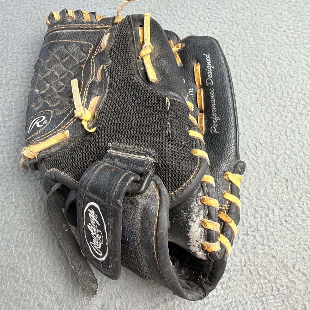 Rawlings Player Series PL11MB 11 Inch Baseball Glove Black Slanted Basket Web